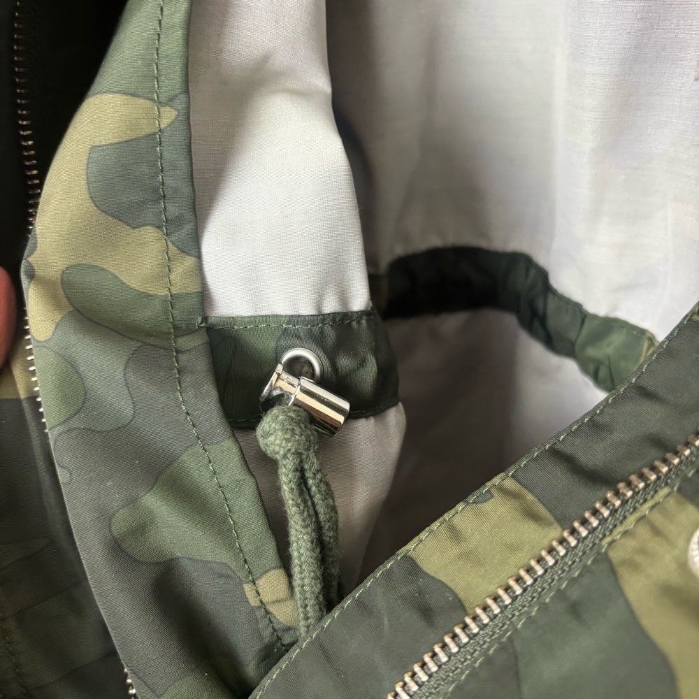 J. Crew Green Camouflage Water Proof Jacket Size Small - Picture 12 of 14